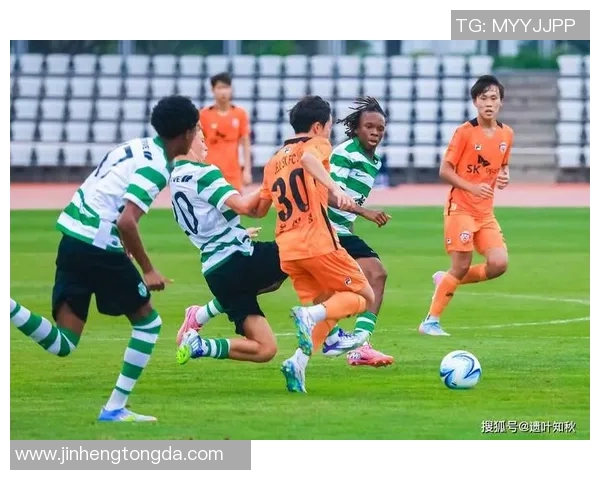 卡什闪耀绿茵场展现足球巨星风采点燃球迷激情梦想