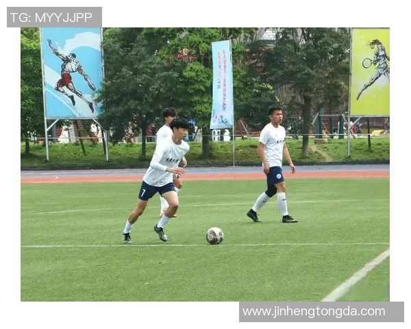 纵横绿茵赛场风云录走近世界足坛巨星荣耀与传奇