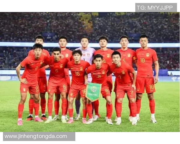 足球史上最强球星巅峰对决排名全面盘点谁才是真正的绿茵传奇 足球史上最强球星巅峰对决排名全面盘点谁才是真正的绿茵传奇