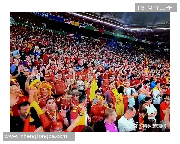 足球球星因露下体事件引发舆论风波引关注多方反应引发社会热议