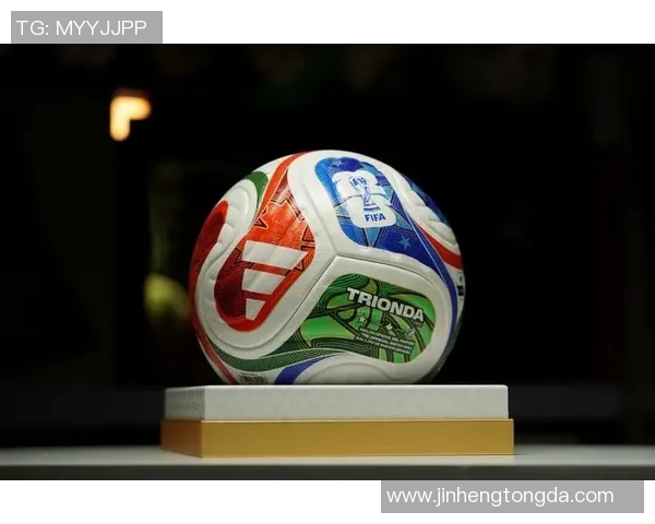 adidas足球明星大揭秘：从球场到时尚的完美跨界之旅